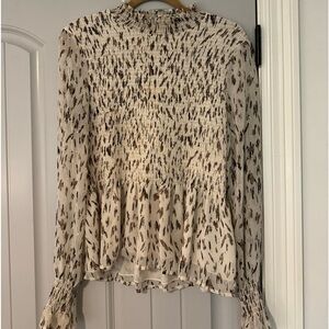 Karlie long sleeve top